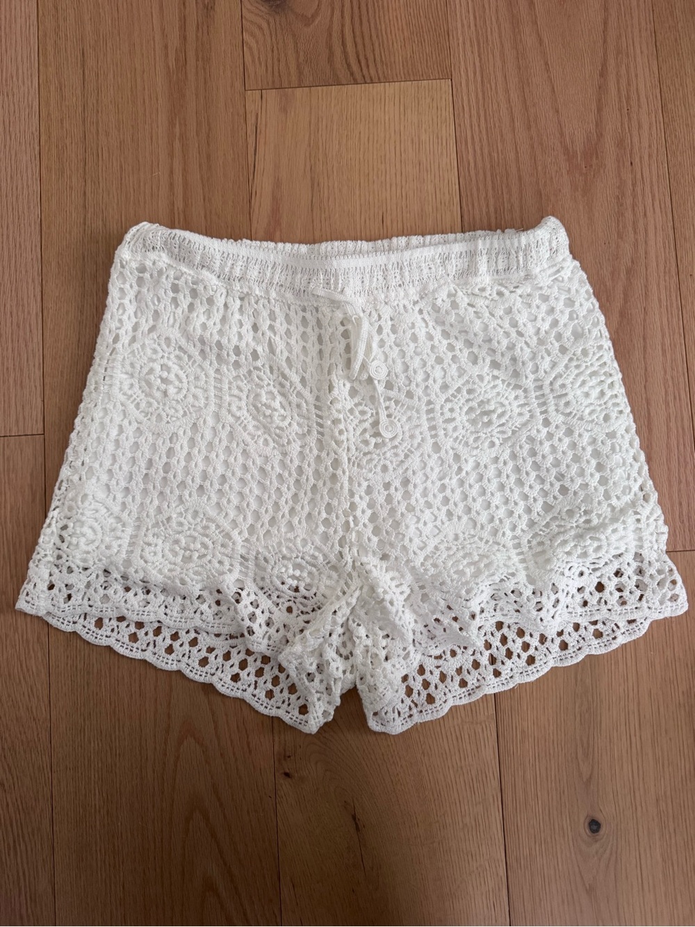 La Blanca White Crochet Lace Skort Shorts